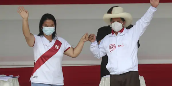 Encuentro en Cajamarca: la botella y el mensaje