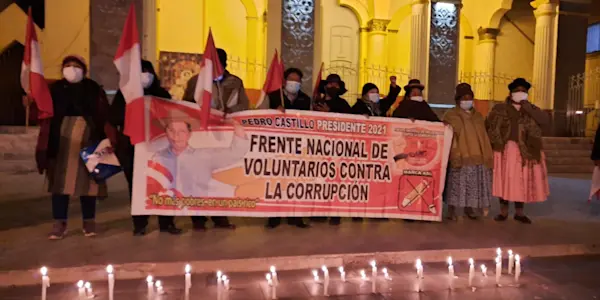 Militantes de Perú Libre de Puno exigen que el JNE proclame a Pedro Castillo como Presidente de la República
