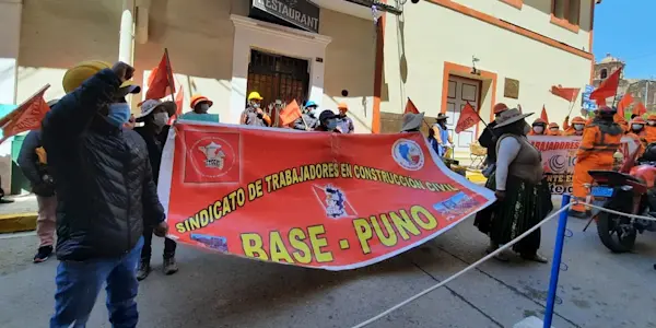 Trabajadores de construcción civil de Puno, piden a CAPECO el incremento de la tabla salarial