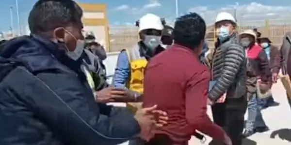 Azotan a alto funcionario regional por desplante de Gobernador de Puno