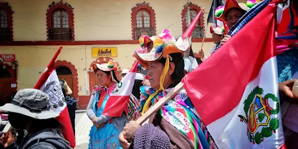 A tocar el nervio del poder