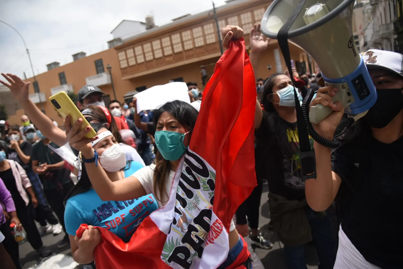 Un país en pandemia y sin presidente