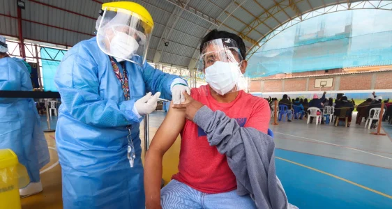 Cusco: vacunación de personas de 30 a 39 años se inicia la próxima semana