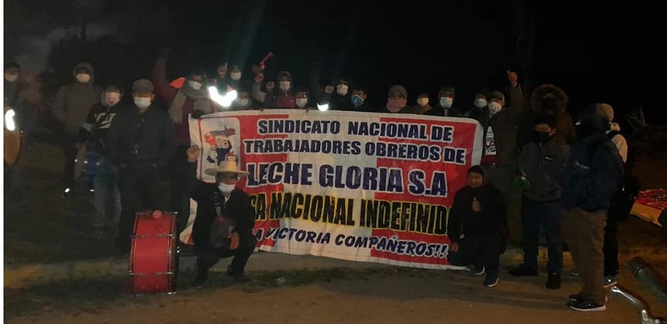 Trabajadores de empresa Gloria inician huelga nacional reclamando incremento salarial