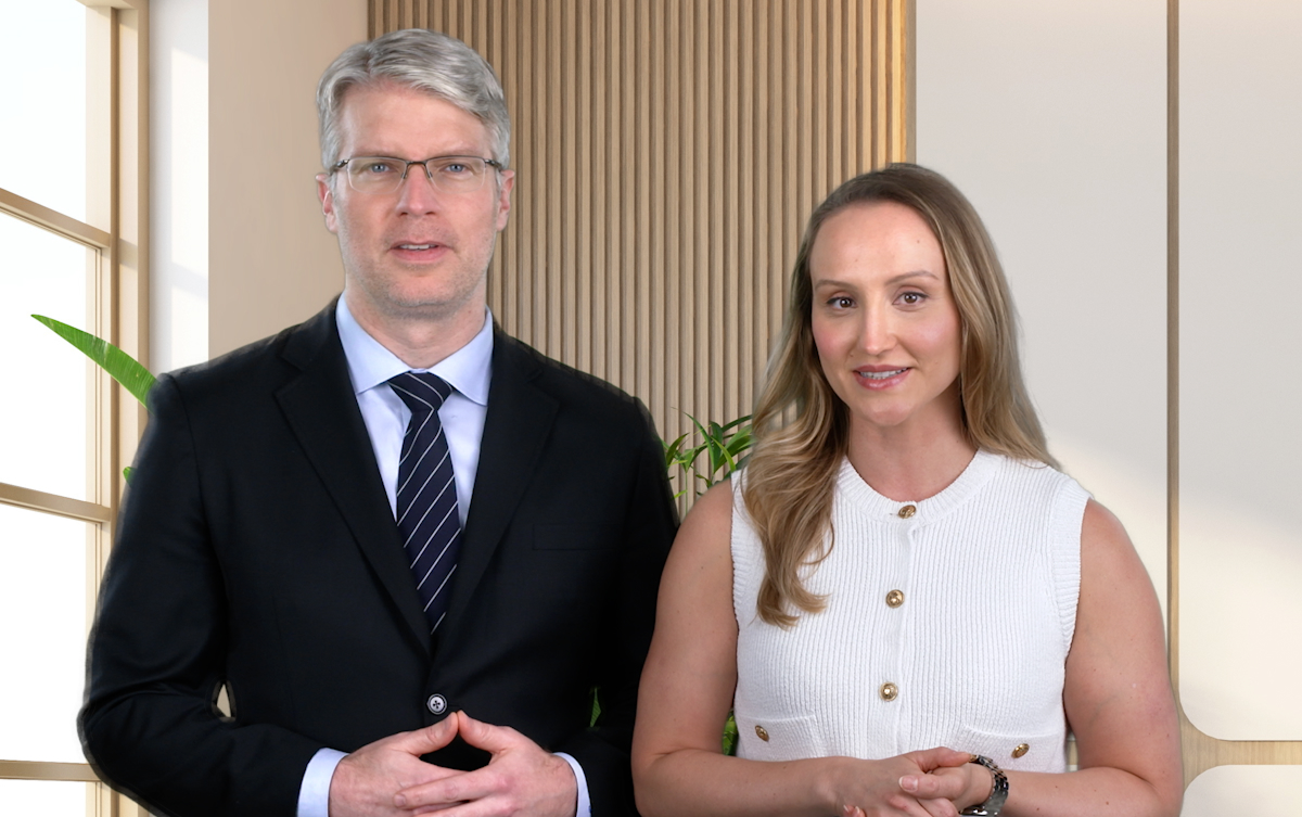 Two thought leaders facing forward