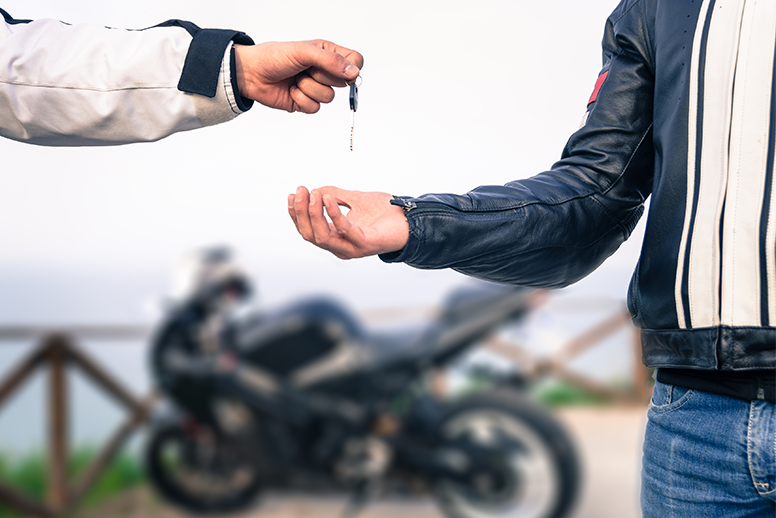 Should I sell my motorbike privately? Image