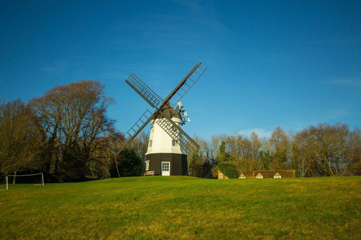 windmill-813426 1920-1200x800
