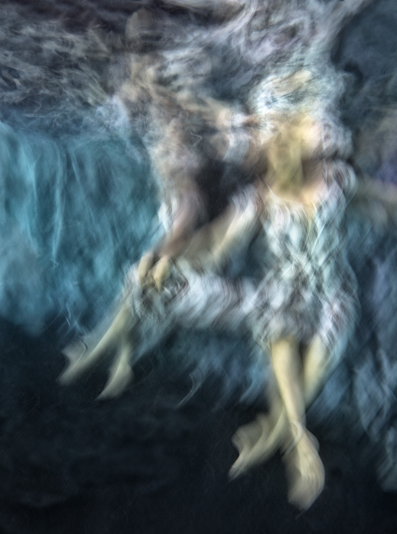 movement underwater photography mirror reflection dance