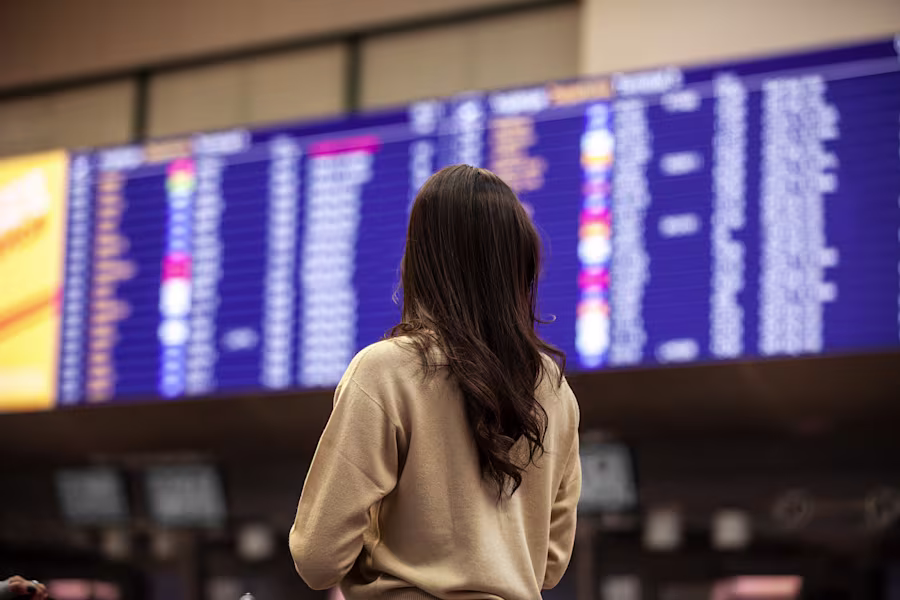 scandinavian-airlines-departures-airport-sas