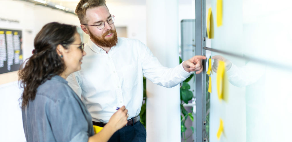 HR Manager introduces her colleague to talent management.