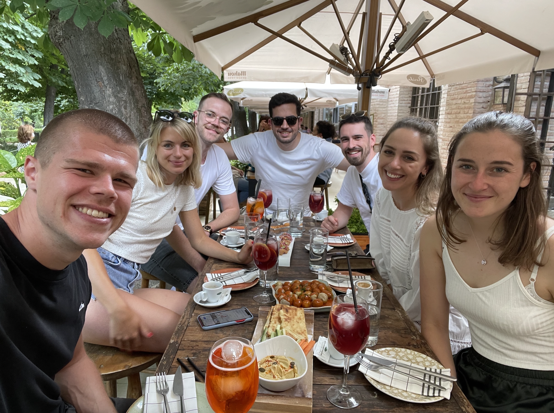 Gregor and some colleagues enjoying lunch.