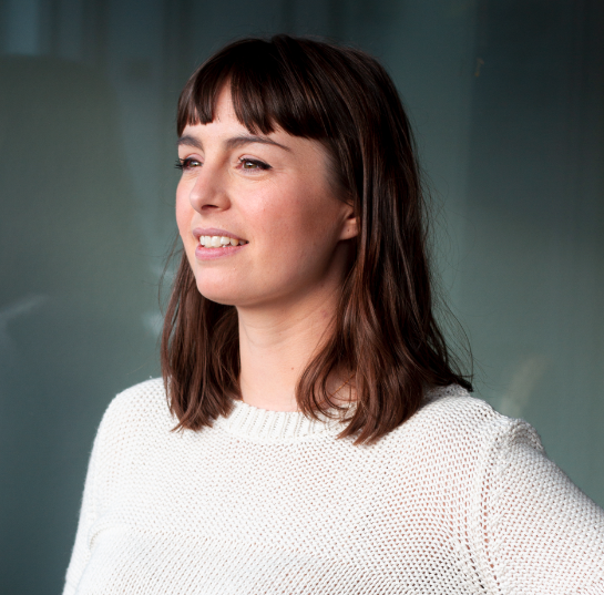 Alexandra Koken ist Autorin für HR-Themen und lebt in Berlin.