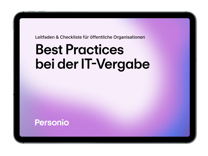 Tablet displaying German guide "Best Practices bei der IT-Vergabe" with purple gradient background and Personio branding.