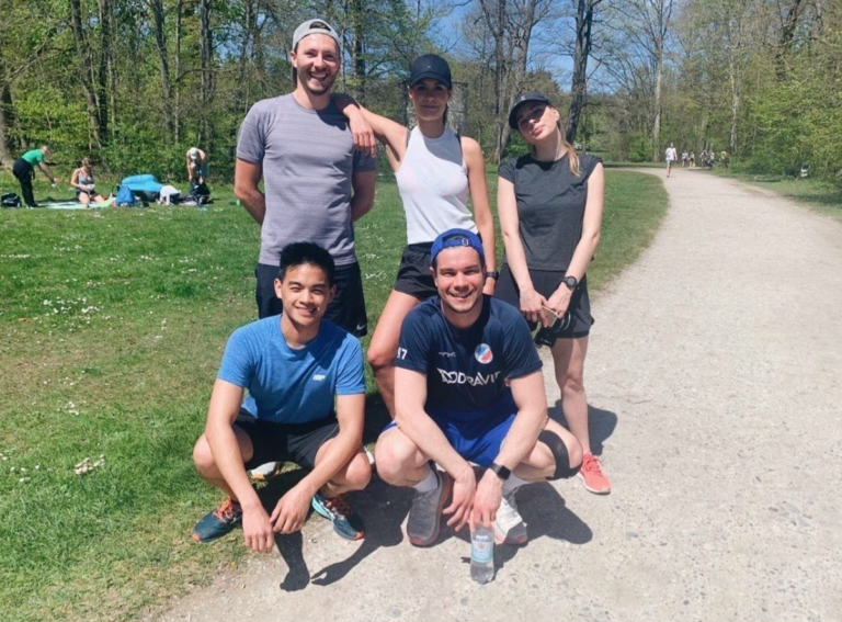 Isabel, Laura, Mortiz, Minh, and a friend