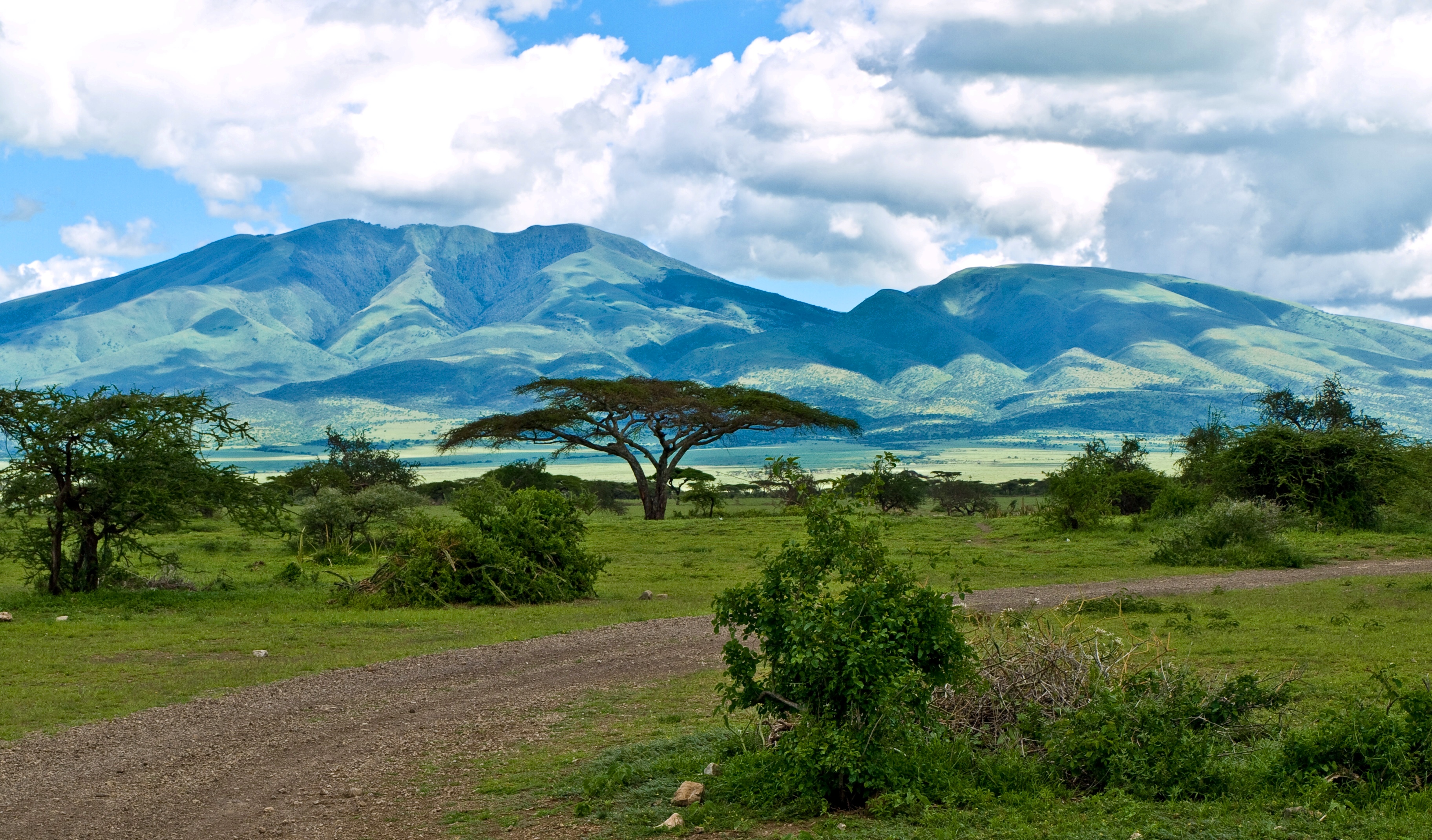 Serengeti mountains