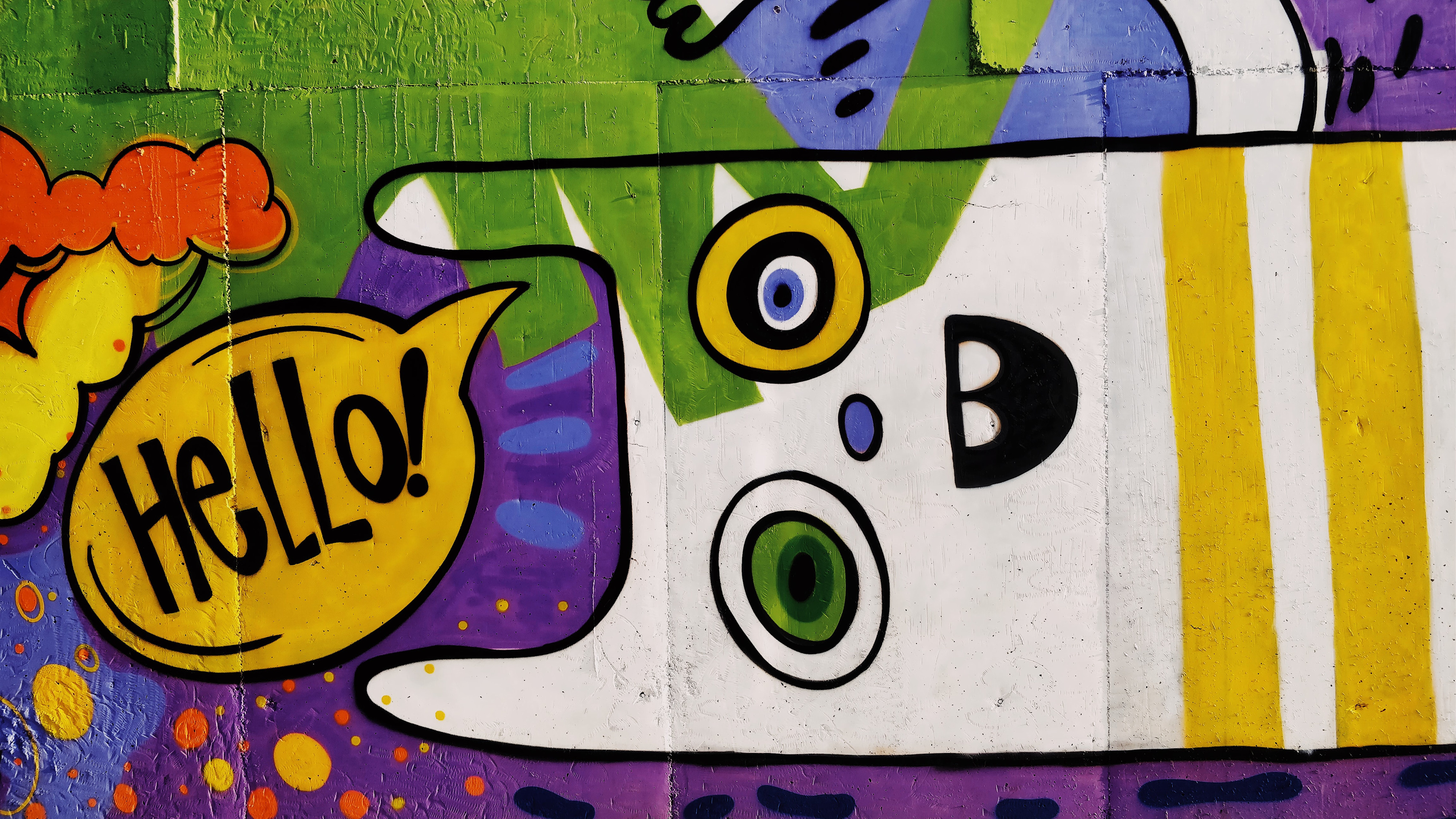 artem-bryzgalov-qHMf-I-JAXo-unsplash