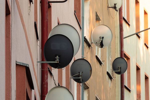 pawel-czerwinski-xq2EsbMRPe4-unsplash