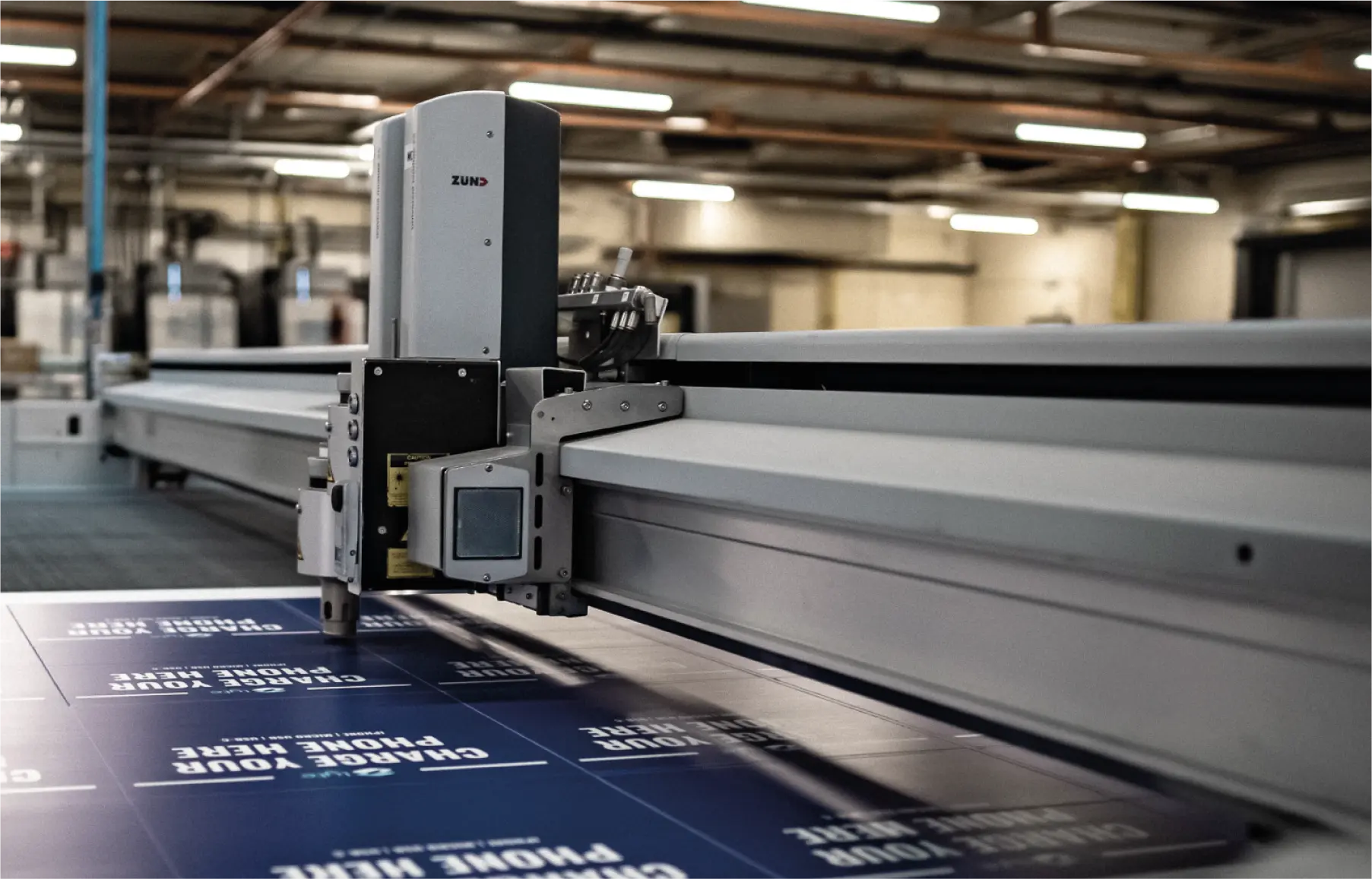 Zund Cutting Table