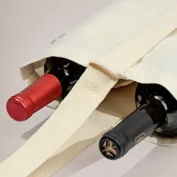 Wine Tote With Bottles Thumbnail