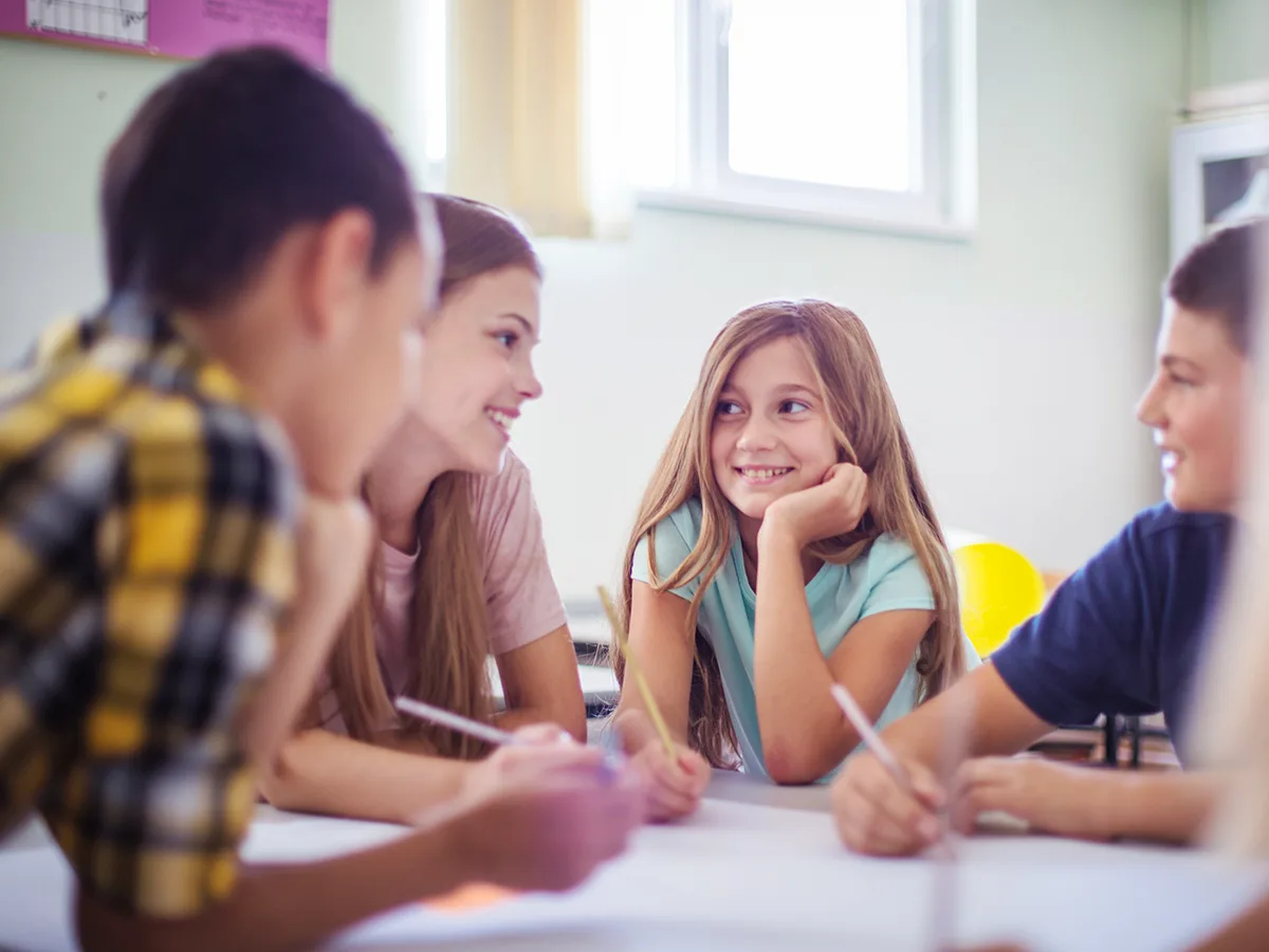 4 Parts of a Conversation: How to Help Kids With Social Skills Issues Navigate, kids hanging out