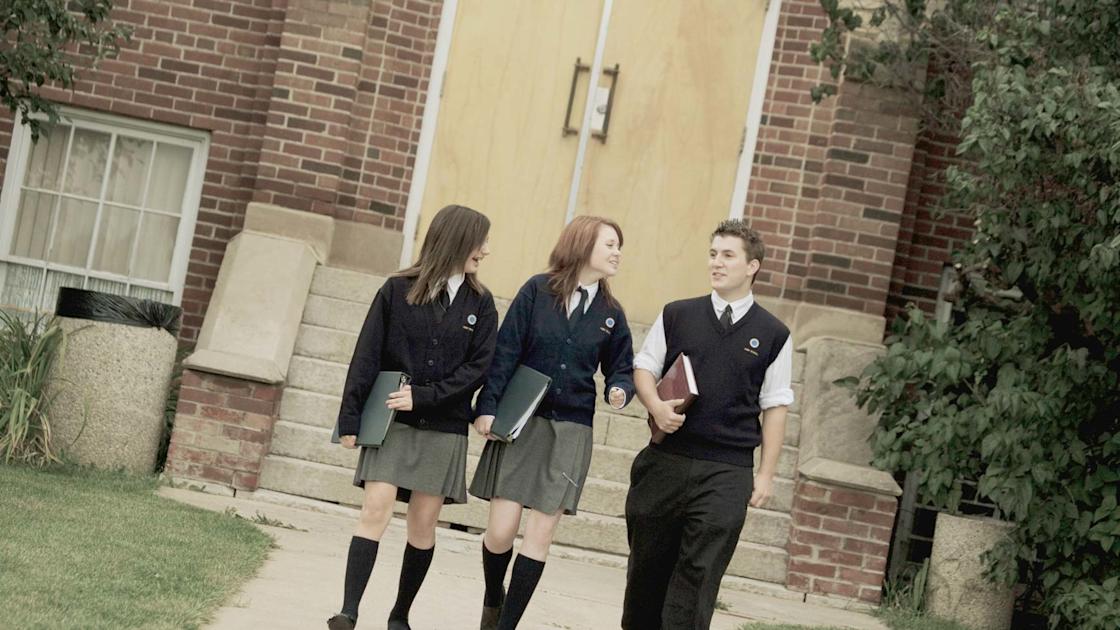 All about private schools and kids who learn and think differently