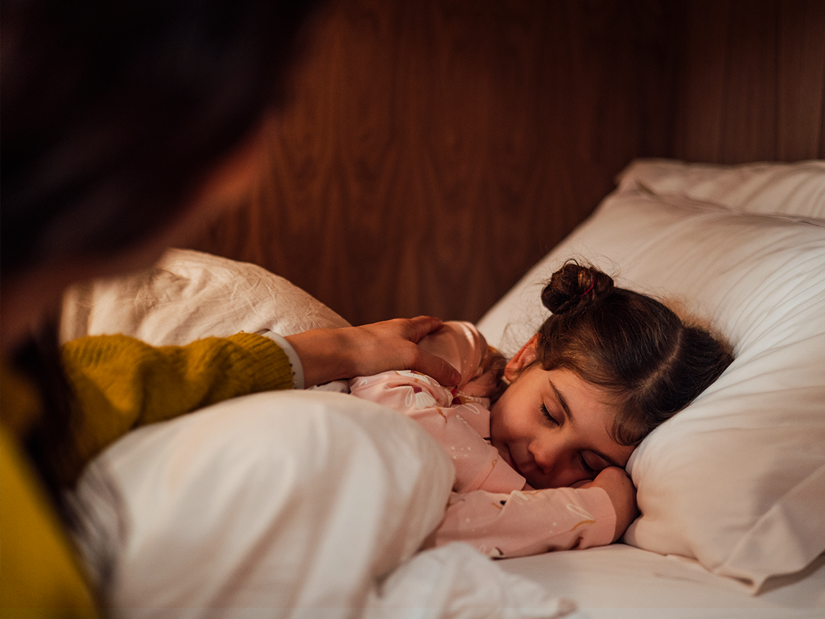 4 tips to help kids cope with daylight saving time