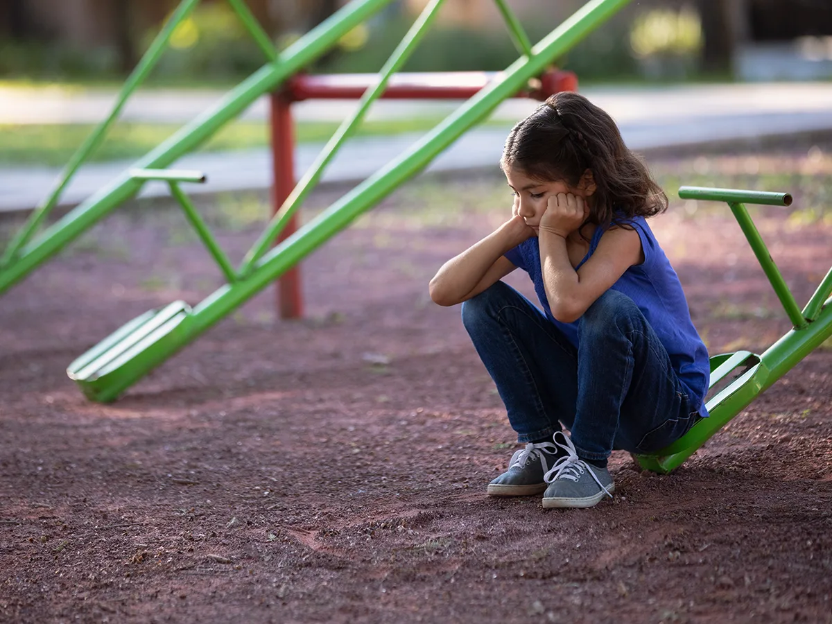 What to do when your grade-schooler is lonely, grade schooler alone on a playground