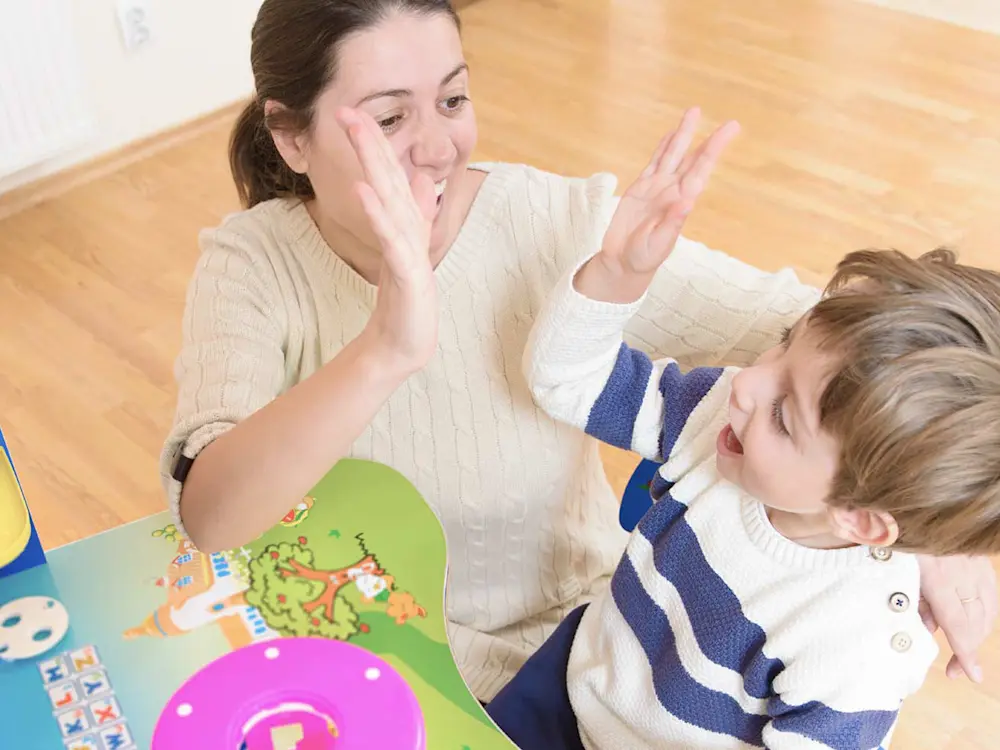 راهکارهای علاقهمند کردن کودک به درس