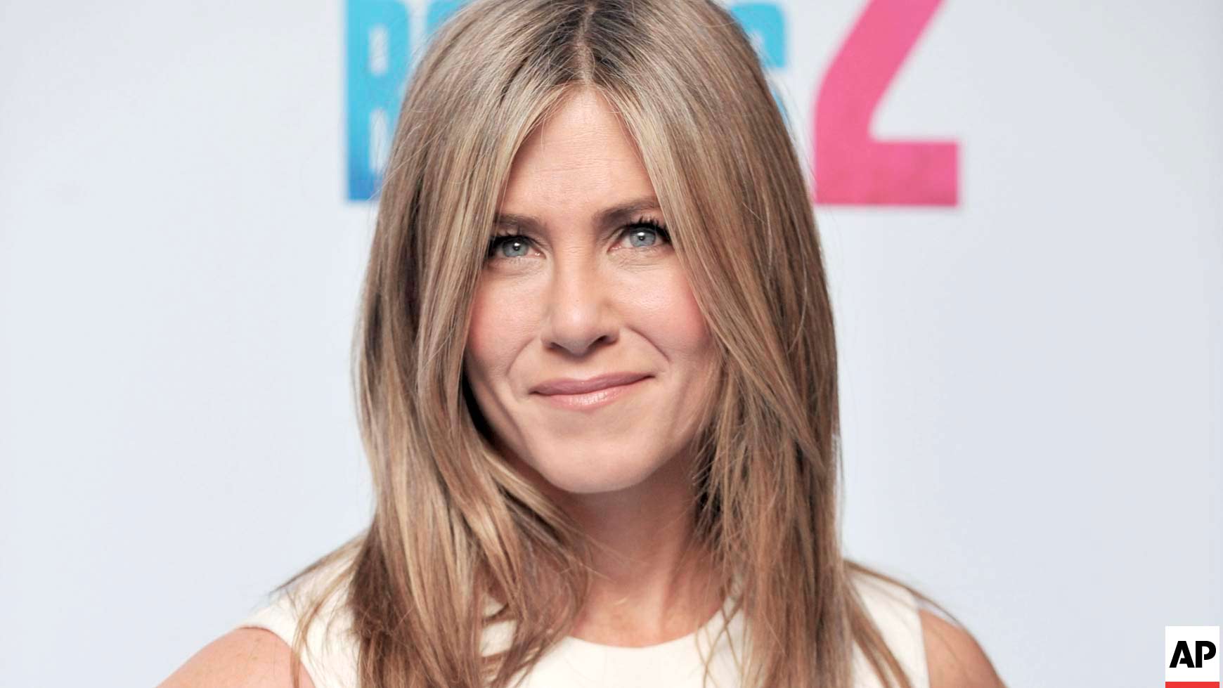 Jennifer Aniston Shares That She Has Dyslexia In The News 