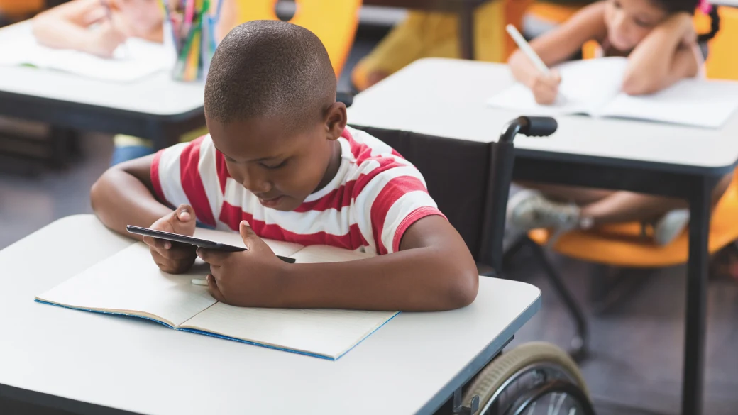 disabled children in the classroom