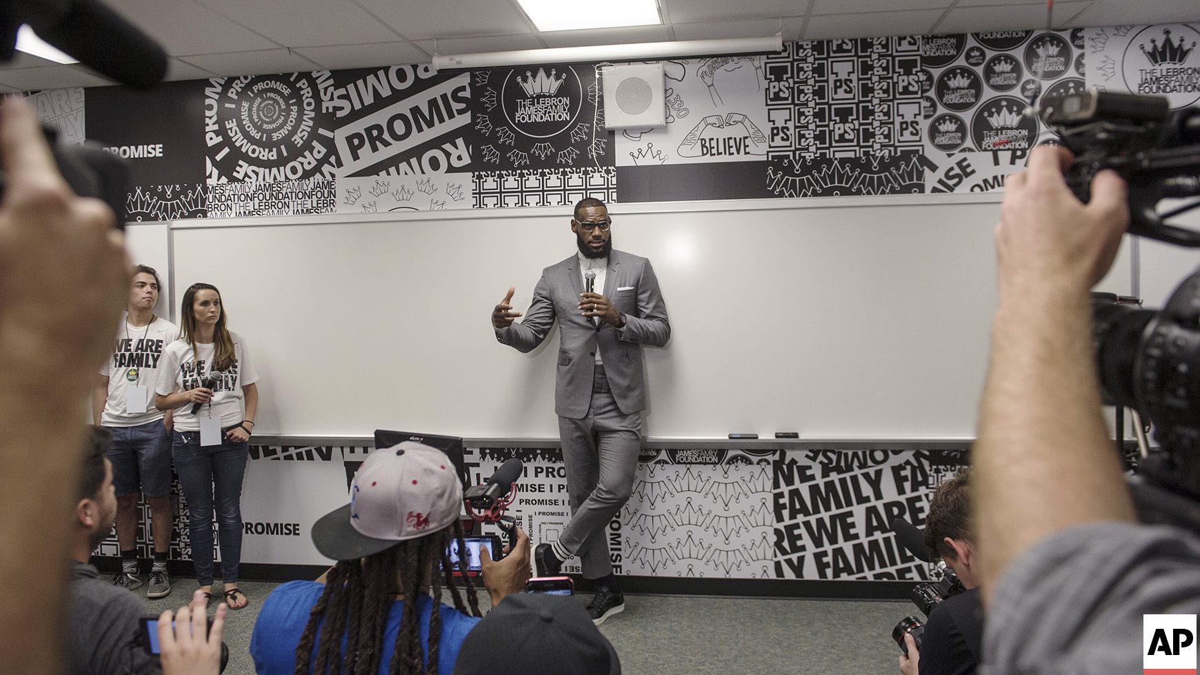 LeBron dedicates new court at I Promise School in Akron