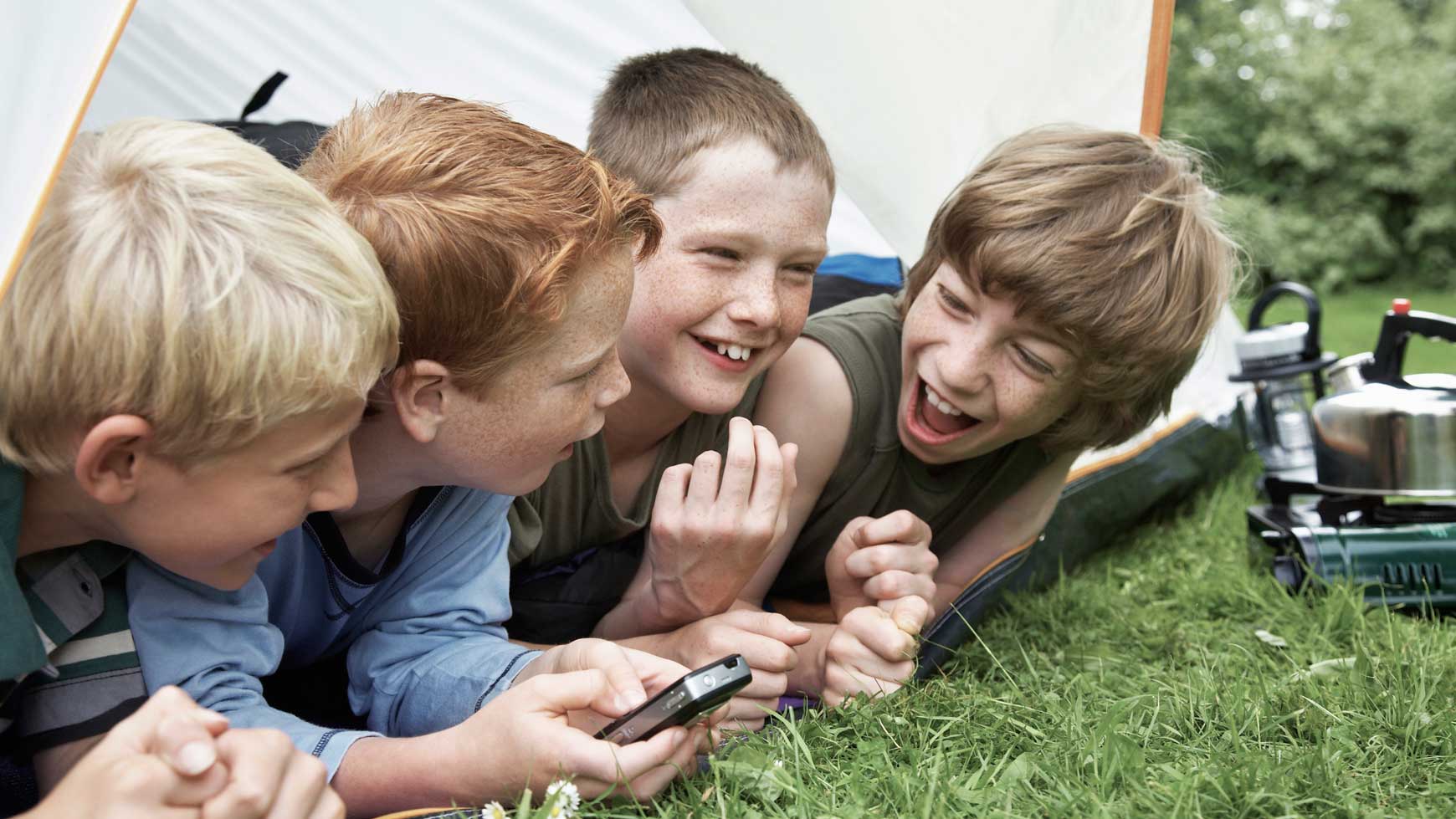 group of kids laughing