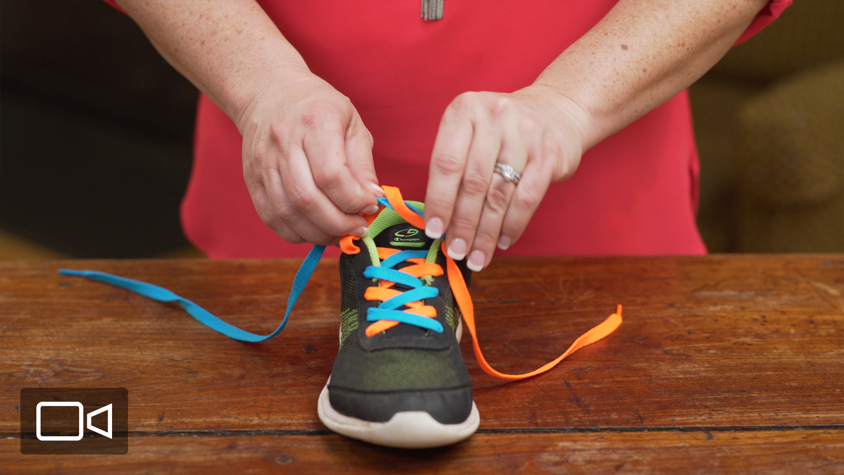 easy way to learn how to tie shoes