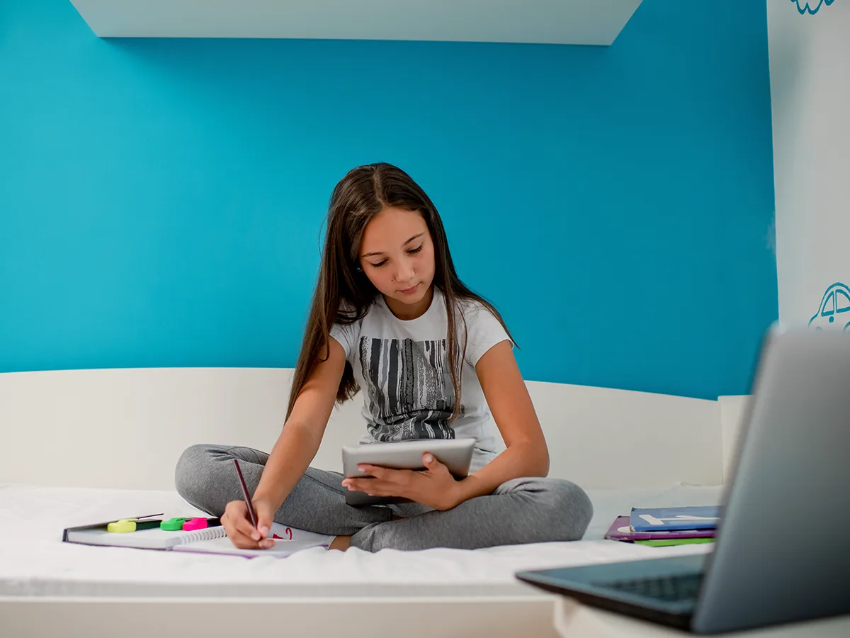 Executive Functioning Issues and Learning: 6 Ways to Help Your Middle-Schooler, girl doing homework at home
