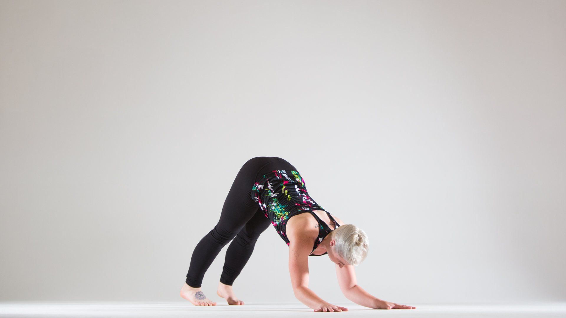 How To Do A Forearm Stand – Pincha Mayurasana Tutorial & Exercises - Yoga  With Kassandra