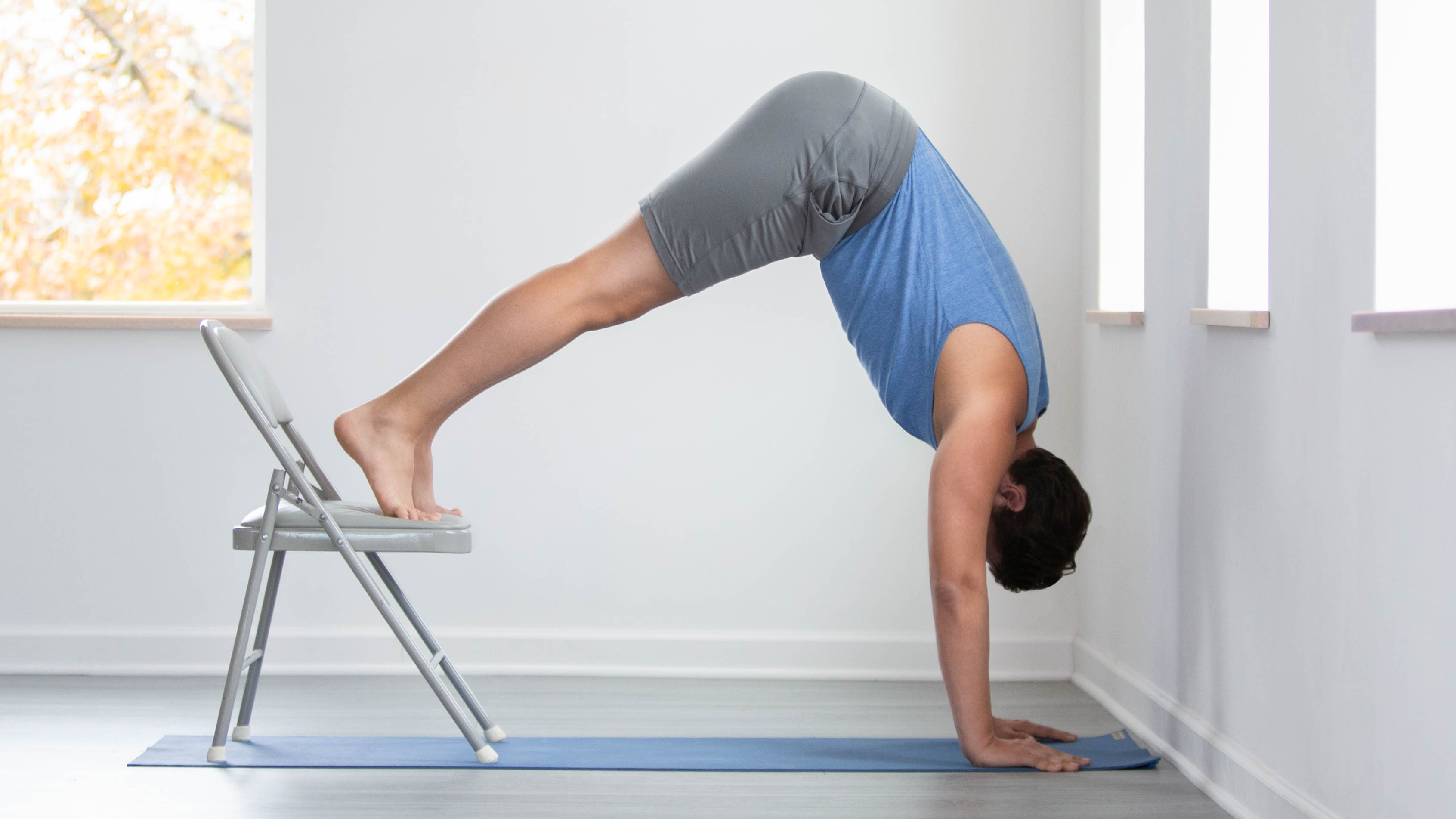 3 Prep Yoga Poses for Handstand (Adho Mukha Vrksasana)
