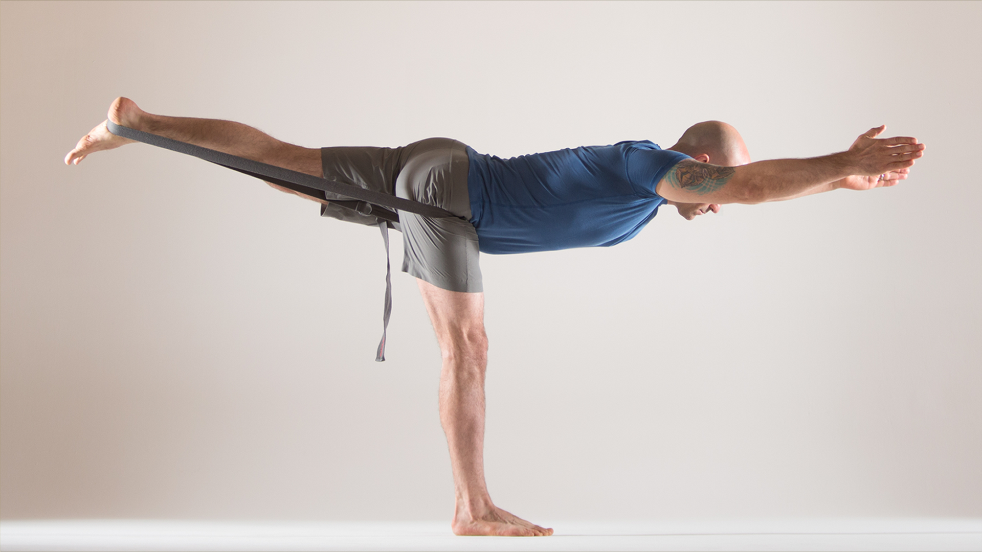 Anjaneyasana (Lunge Yoga Pose) | Workout Trends