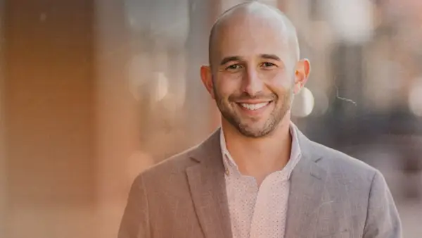 How to be the leader people actually trust THUMBNAIL