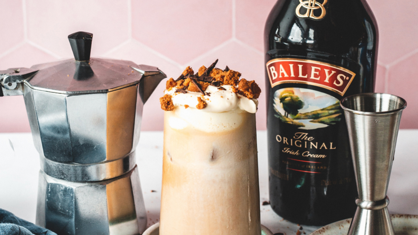 Baileys Biscoff and Pistachio Iced Latte - Smooth and Nutty | Baileys CA