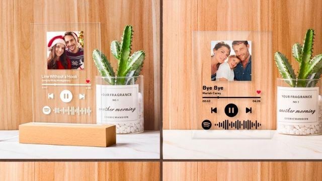 Cue the love ballads with a Spotify plaque. Image credit: My Spotify Glass.