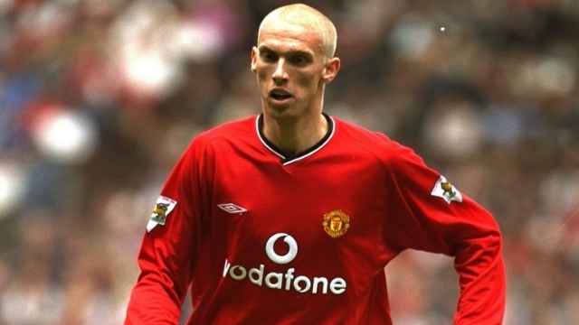Luke played alongside Ryan Giggs, Paul Scholes and David Beckham in 2001 when United won the Premier League (Image Credit: TalkSport)