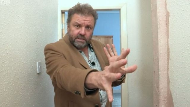 Martin Roberts puts the reality back in TV on Homes Under the Hammer. Image credit: BBC One.