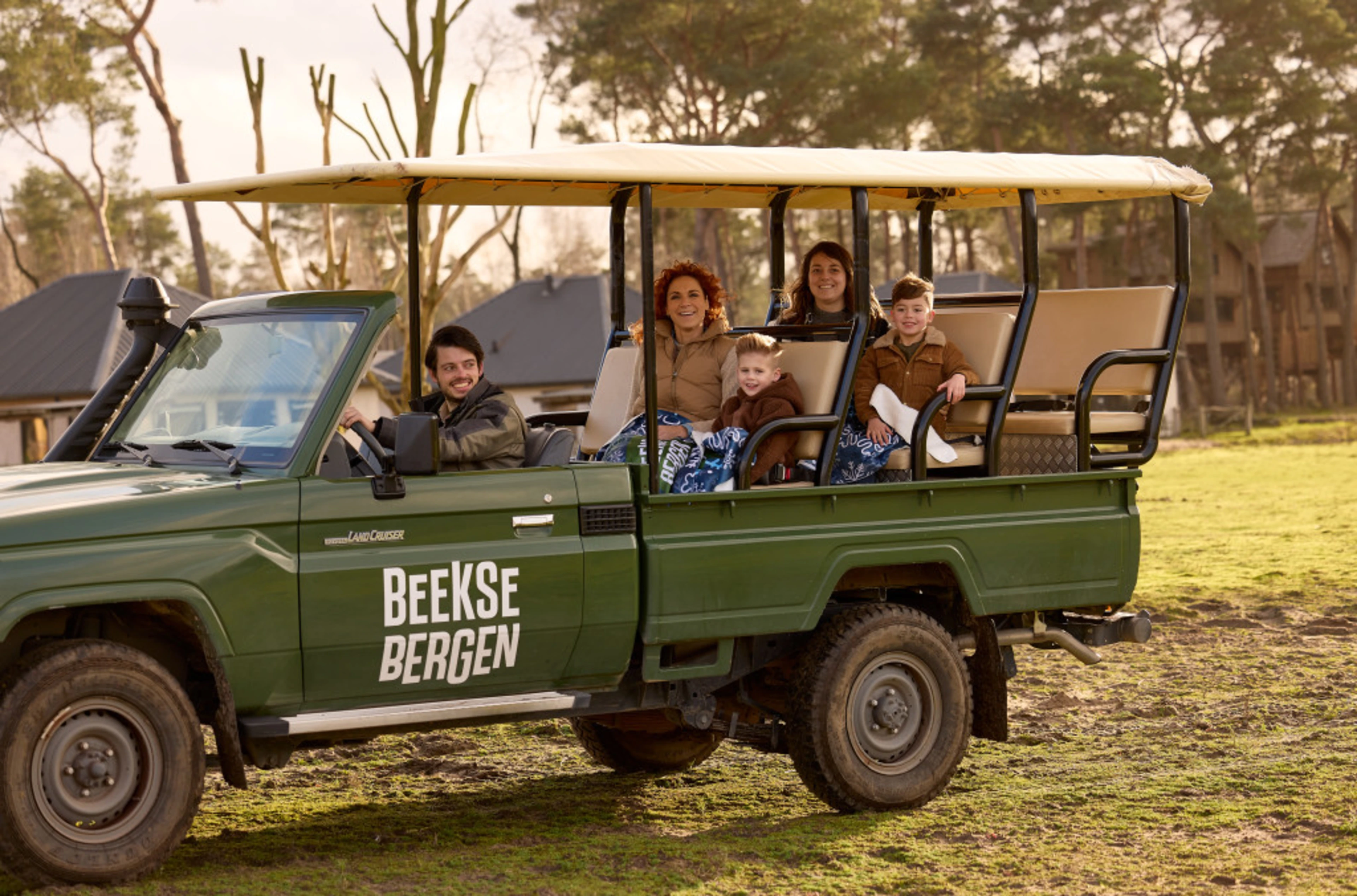 Beekse bergen game drive kinderen ranger gezin jeep