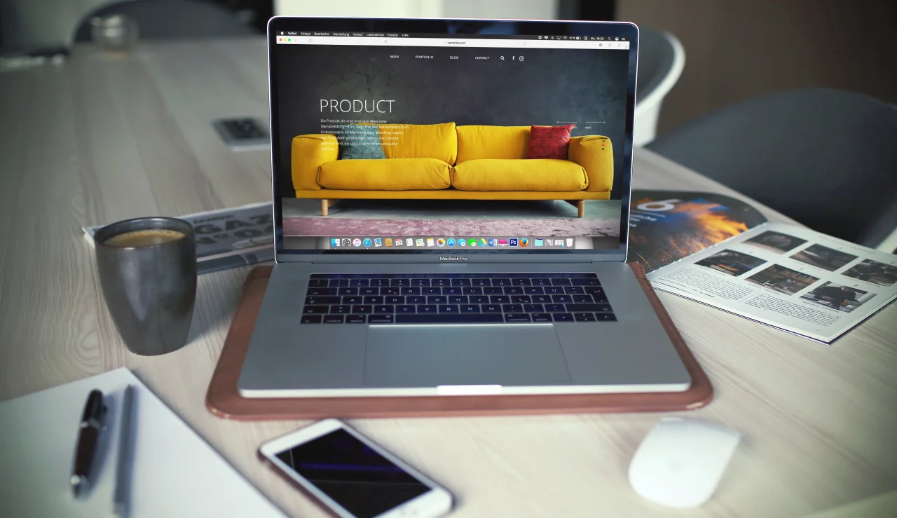 Customized website showing a yellow sofa