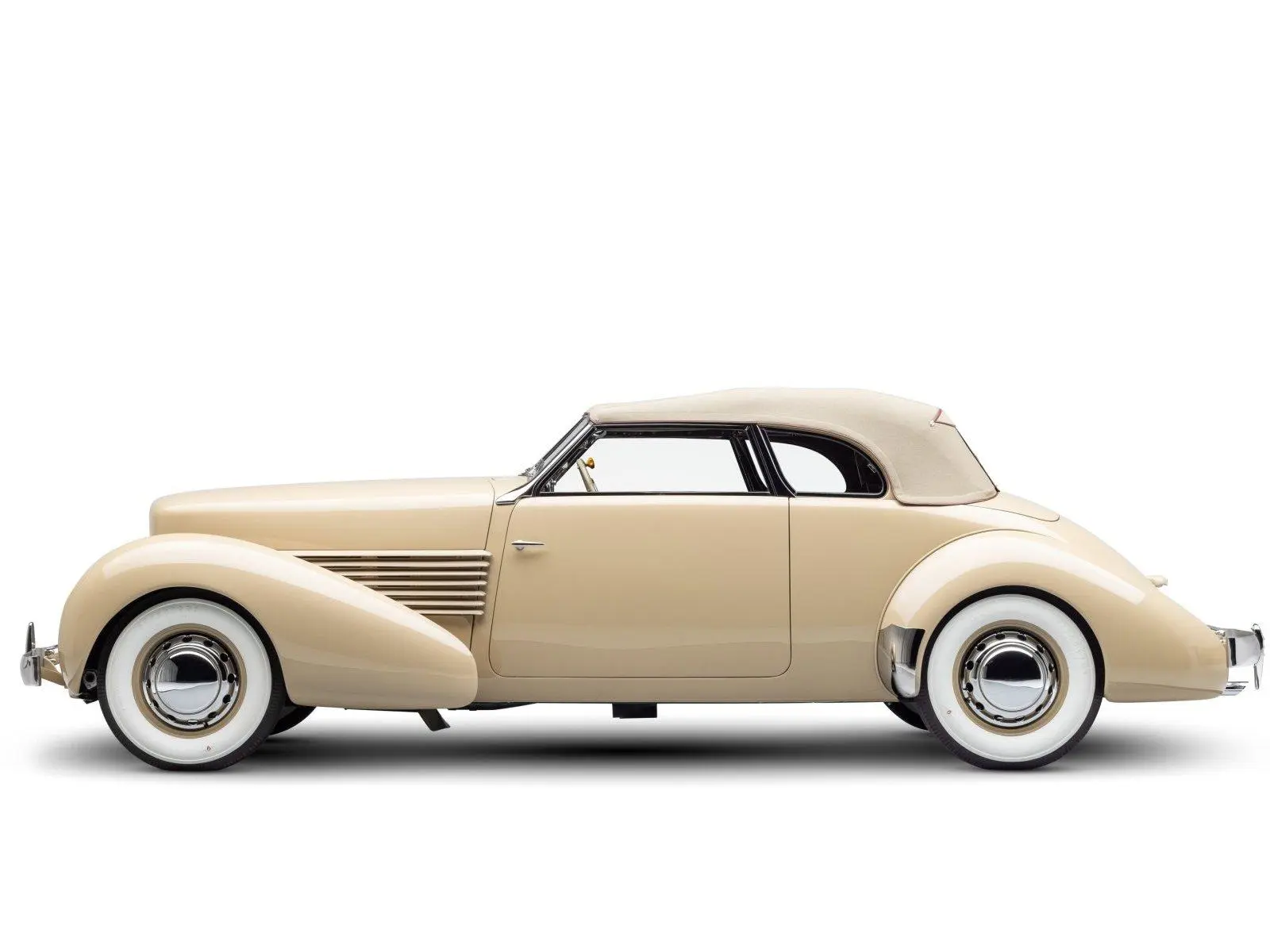 Image of 1937 Cord 812 Phaeton Convertible