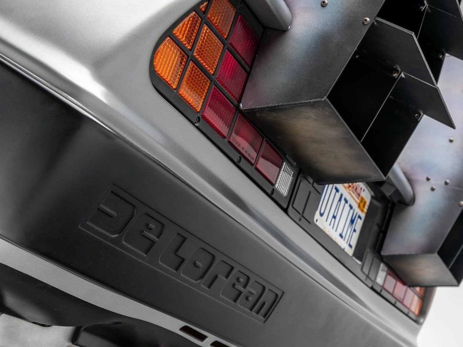 1981 De Lorean DMC-12 - 24