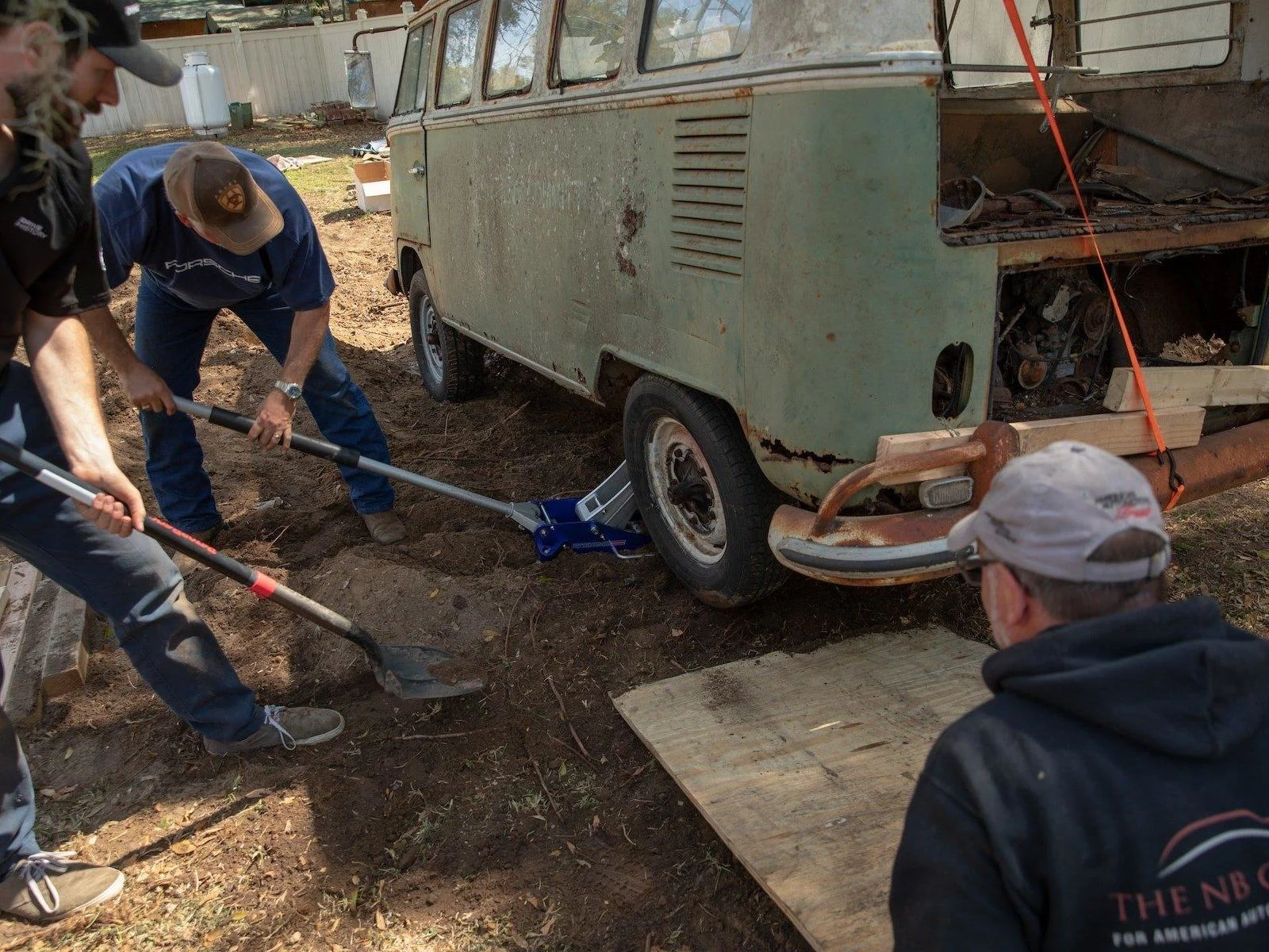 11 - 1966 Volkswagen Transporter