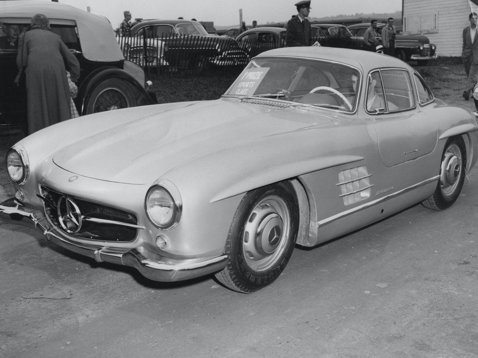 洋書 Mercedes-Benz 300SL: History 洋書 Mercedes-Benz 300SL: History 洋書 Mercedes-Benz 300SL