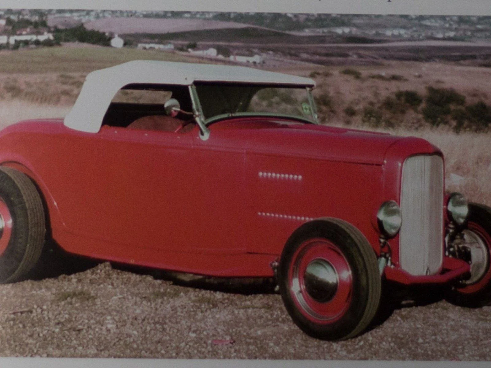 13 - 1932 Ford Model 18