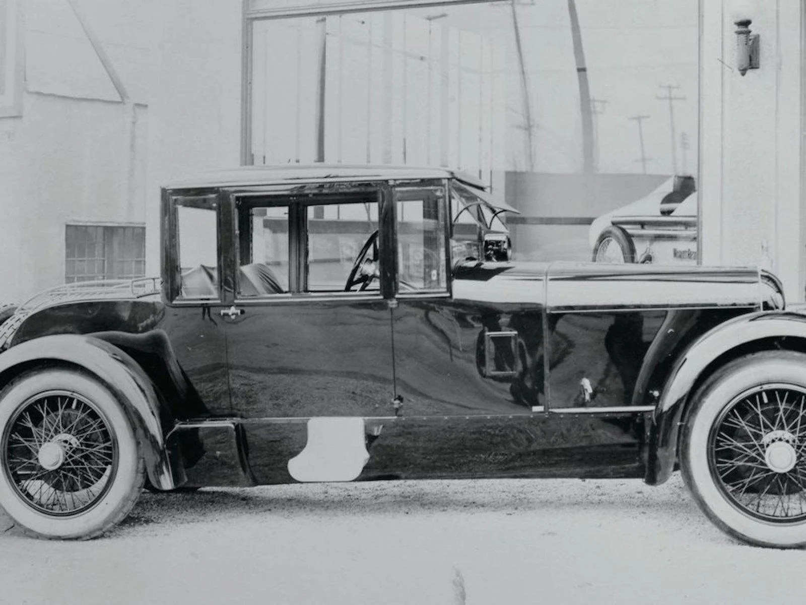 1921 Duesenberg Straight Eight - 13